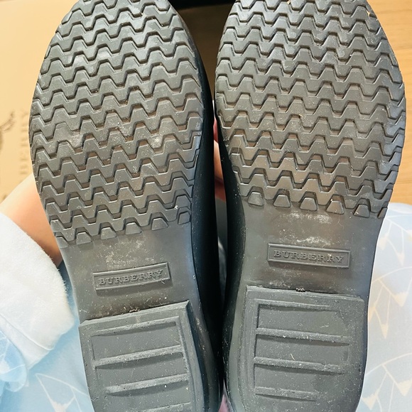 Burberry Rain Boots - Picture 4 of 4